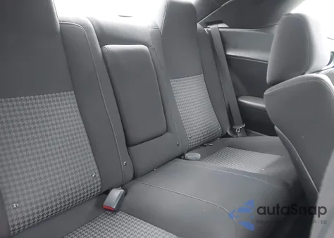 2023 Dodge Challenger R/T z USA, uszkodzony, nr VIN 2C3CDZBT1PH570466